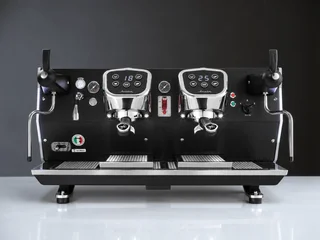 BFC Aviator 5T profesionalni espresso aparat sa dve grupe, mat crna verzija