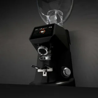 Fiorenzato F64 EVO Sense — ekran izbliza