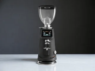 Fiorenzato F83 E — prednji pogled