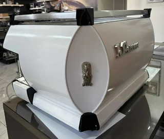 La Marzocco GB5 — bočna i zadnja strana